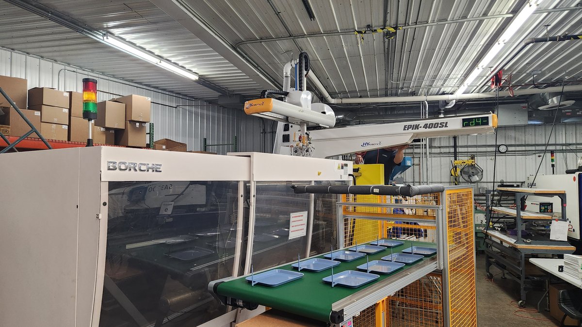 Run/Stop & Production Data Acquisition for Injection Molding Machines